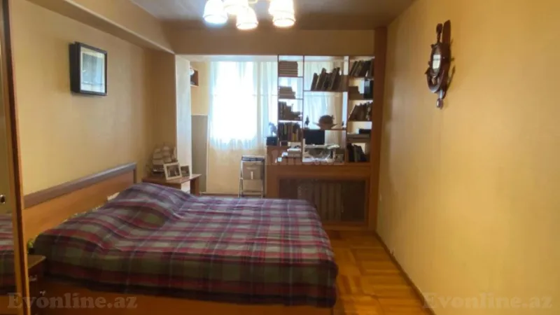 Satılır 4 otaqlı Mənzil Köhnə tikili 80 m² Səbail r. - şəkil 11