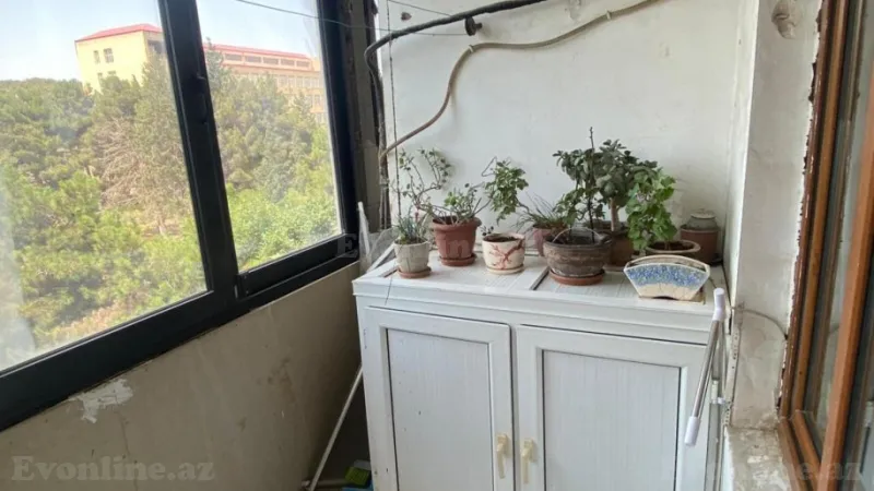 Satılır 4 otaqlı Mənzil Köhnə tikili 80 m² Səbail r. - şəkil 15