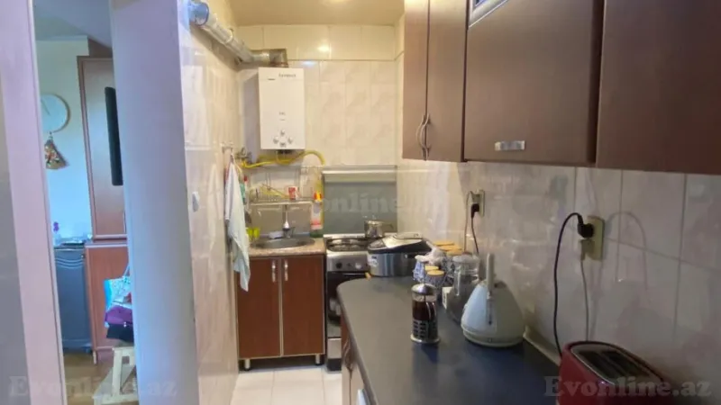 Satılır 4 otaqlı Mənzil Köhnə tikili 80 m² Səbail r. - şəkil 21