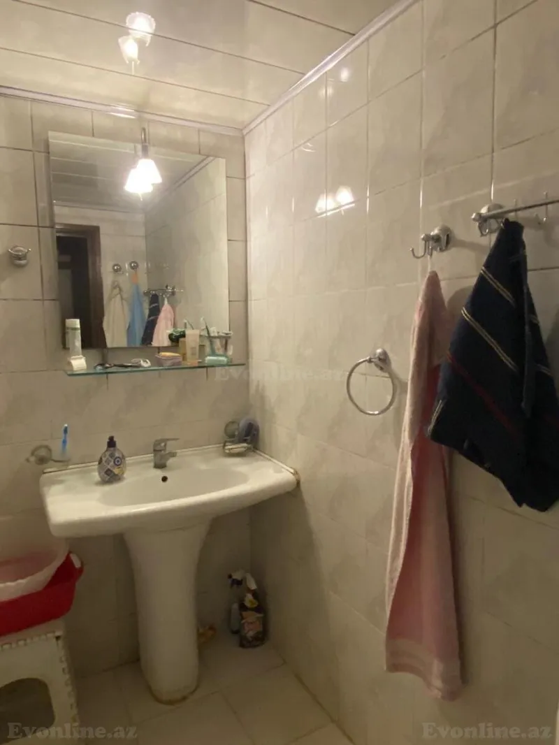 Satılır 4 otaqlı Mənzil Köhnə tikili 80 m² Səbail r. - şəkil 24