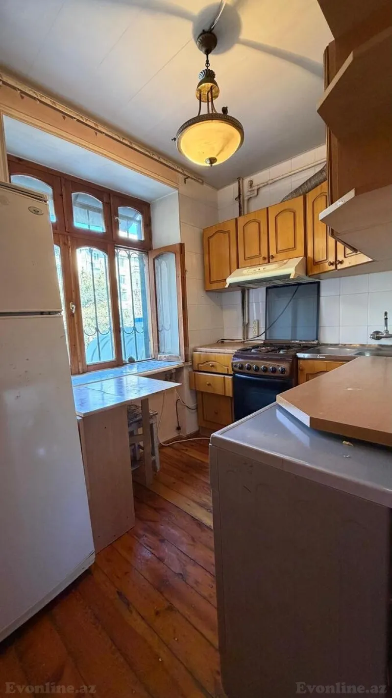 Kirayə verilir 2 otaqlı Mənzil Köhnə tikili 55 m² 20 Yanvar m. - şəkil 8