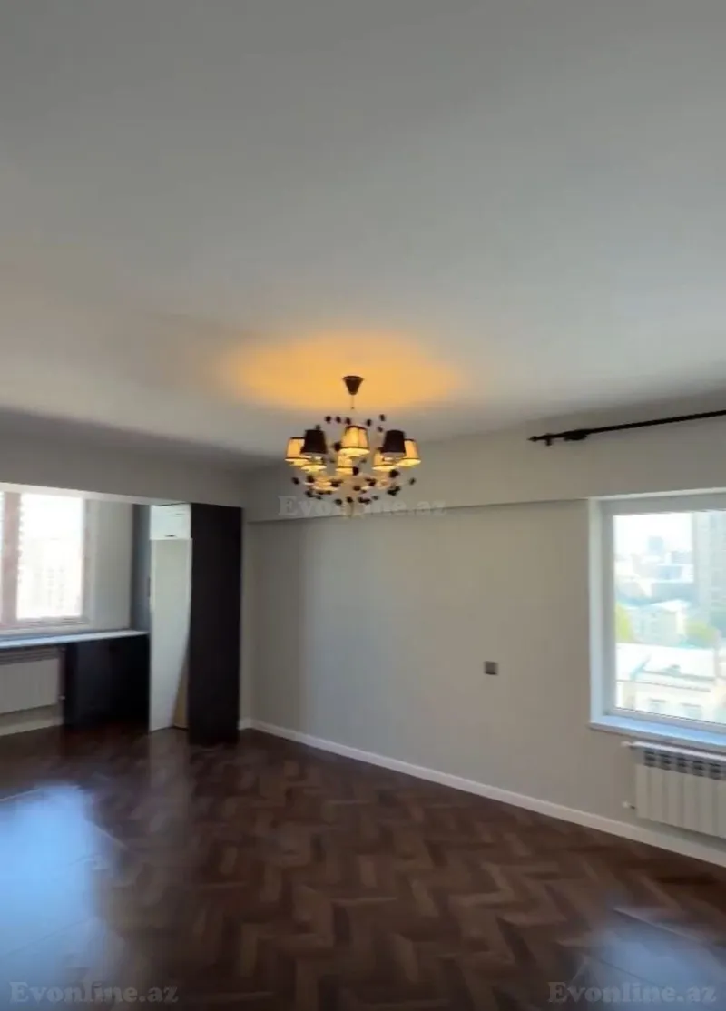 2 otaqlı Mənzil 47 m² 28 May m. Satılır