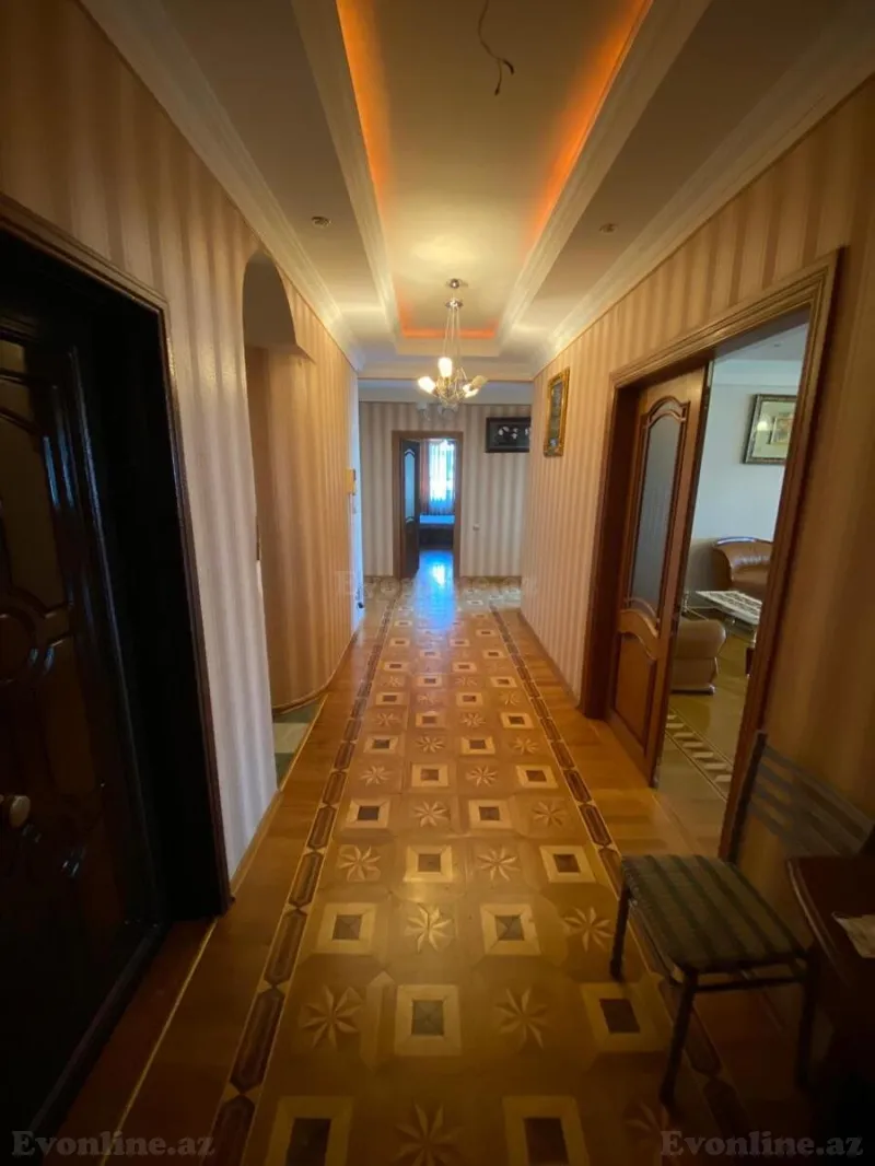 Satılır 3 otaqlı Mənzil Yeni tikili 165 m² İnşaatçılar m. - şəkil 9