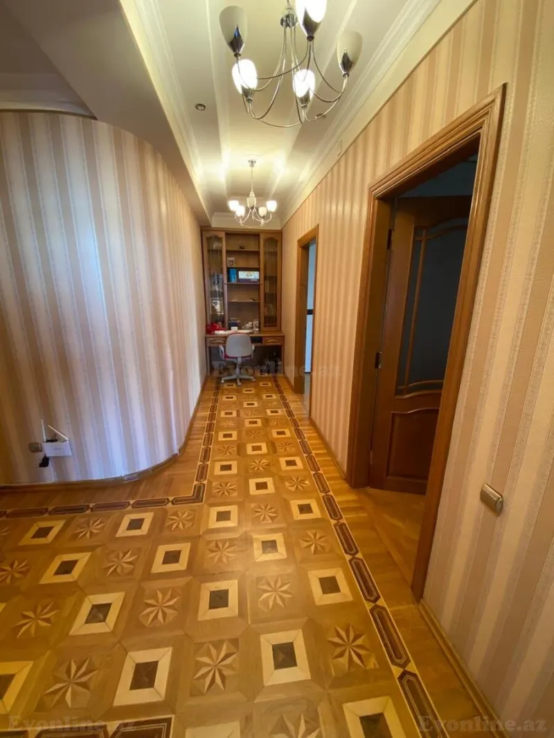 Satılır 3 otaqlı Mənzil Yeni tikili 165 m² İnşaatçılar m. - şəkil 22