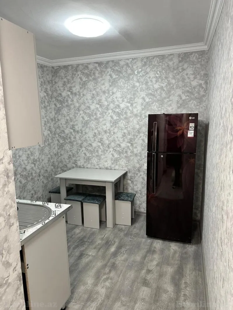 Kirayə verilir 1 otaqlı Mənzil Köhnə tikili 40 m² Xətai r. - şəkil 6