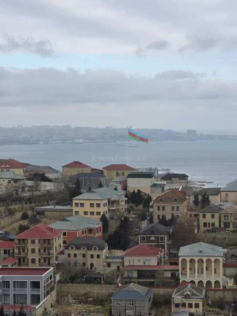 Satılır 4 otaqlı Mənzil Yeni tikili 110 m² Səbail r. - şəkil 14