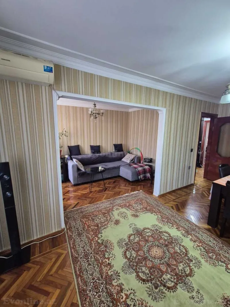 Satılır 4 otaqlı Mənzil Köhnə tikili 80 m² Xalqlar Dostluğu m. - şəkil 10