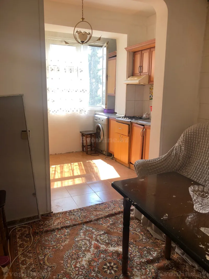 Satılır 2 otaqlı Mənzil Köhnə tikili 60 m² Əhmədli - şəkil 3