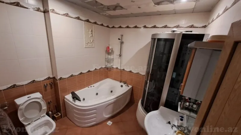 Satılır 5 otaqlı Mənzil Yeni tikili 172 m² Xalqlar Dostluğu m. - şəkil 5