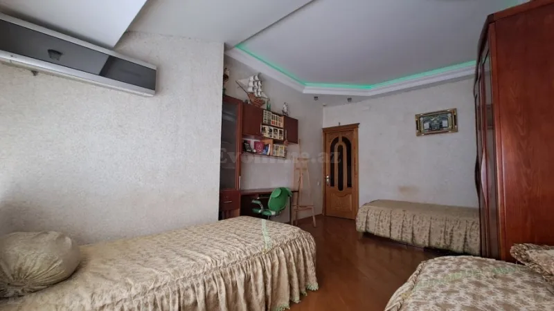 Satılır 5 otaqlı Mənzil Yeni tikili 172 m² Xalqlar Dostluğu m. - şəkil 16