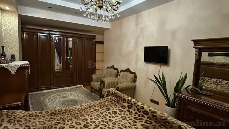 Satılır 3 otaqlı Mənzil Yeni tikili 162 m² Nəriman Nərimanov m. - şəkil 9