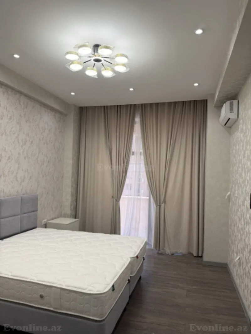 Satılır 2 otaqlı Mənzil Yeni tikili 90 m² 28 May m. - şəkil 8