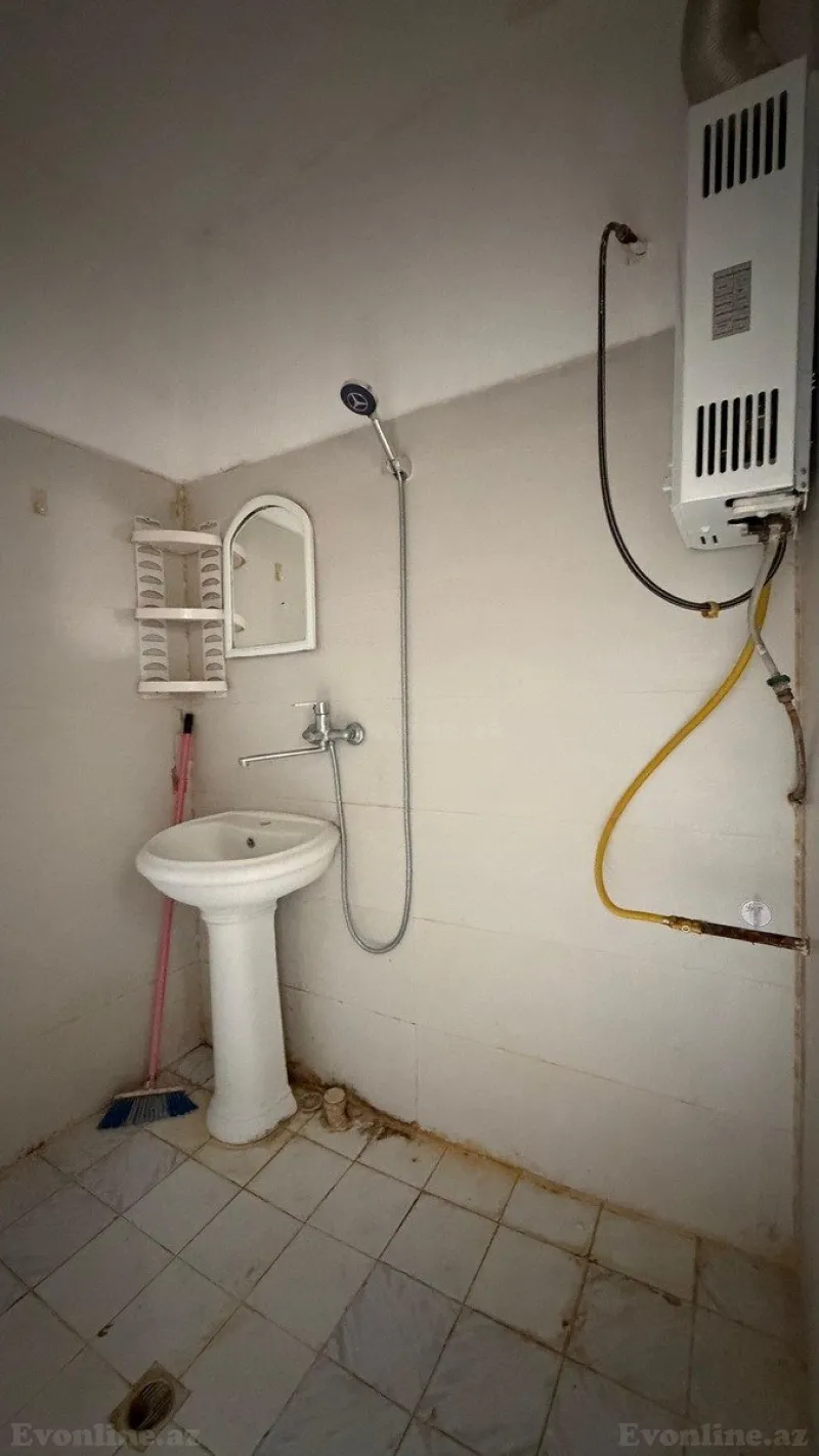 Kirayə verilir 2 otaqlı Mənzil Köhnə tikili 55 m² 6-cı mikrorayon - şəkil 5