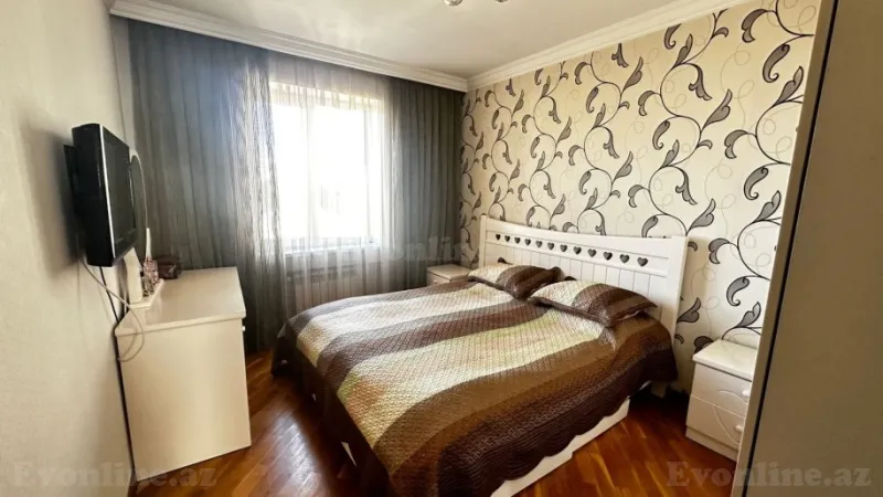 Satılır 3 otaqlı Mənzil Köhnə tikili 80 m² Nizami r. - şəkil 3