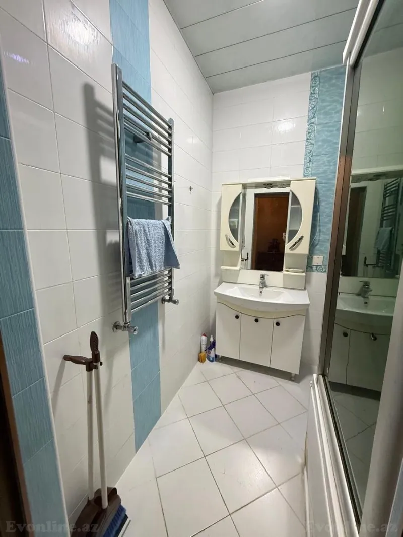 Kirayə verilir 3 otaqlı Mənzil Yeni tikili 130 m² İnşaatçılar m. - şəkil 10