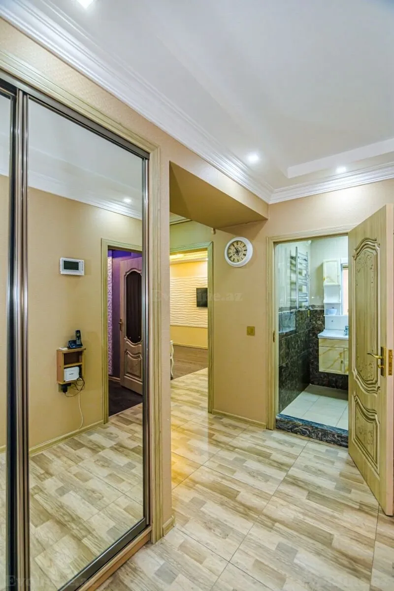 3 otaqlı Mənzil 80 m² 28 May m. Kirayə verilir