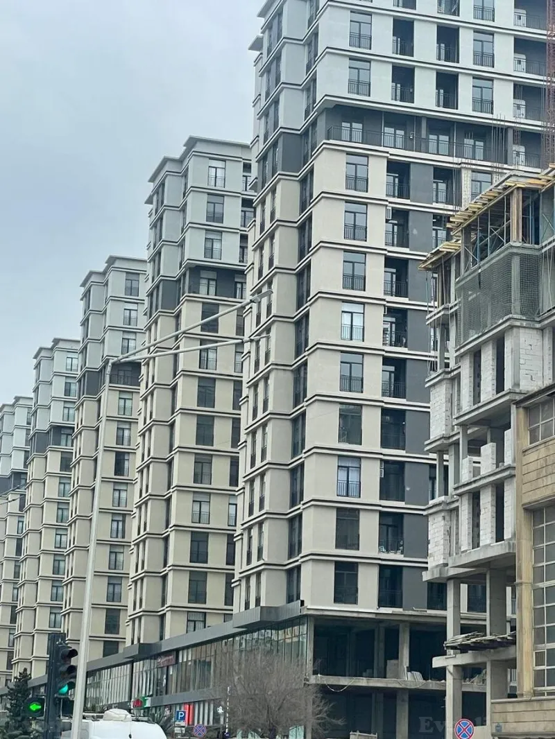 3 otaqlı Mənzil 103 m² Nəriman Nərimanov m. Satılır