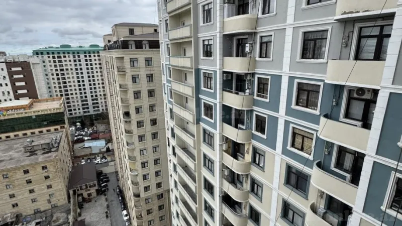 Satılır 2 otaqlı Mənzil Yeni tikili 67 m² Nəsimi r. - şəkil 2