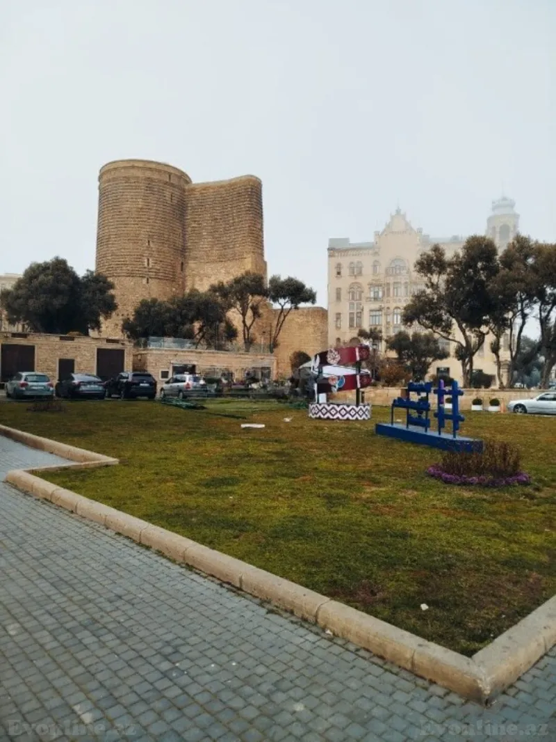 2 otaqlı Ofis 55 m² Sahil m. Satılır