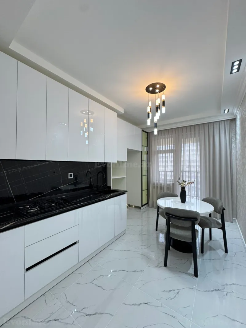 Satılır 2 otaqlı Mənzil Yeni tikili 85 m² Gəncə pr. - şəkil 4