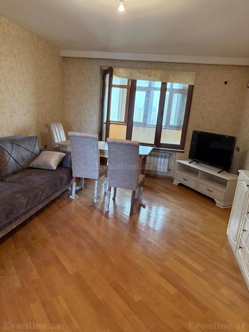 Kirayə verilir 3 otaqlı Mənzil Köhnə tikili 90 m² Nərimanov r. - şəkil 2