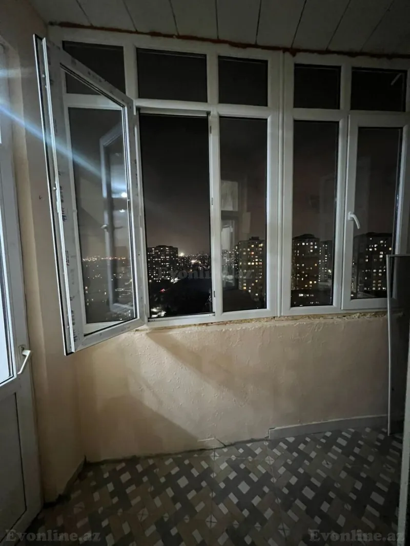 Kirayə verilir 2 otaqlı Mənzil Yeni tikili 100 m² Həzi Aslanov m. - şəkil 12