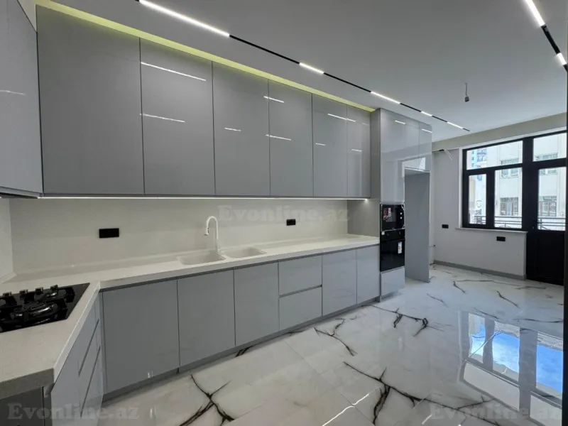 4 otaqlı Mənzil 141 m² N.Nərimanov pr. Satılır