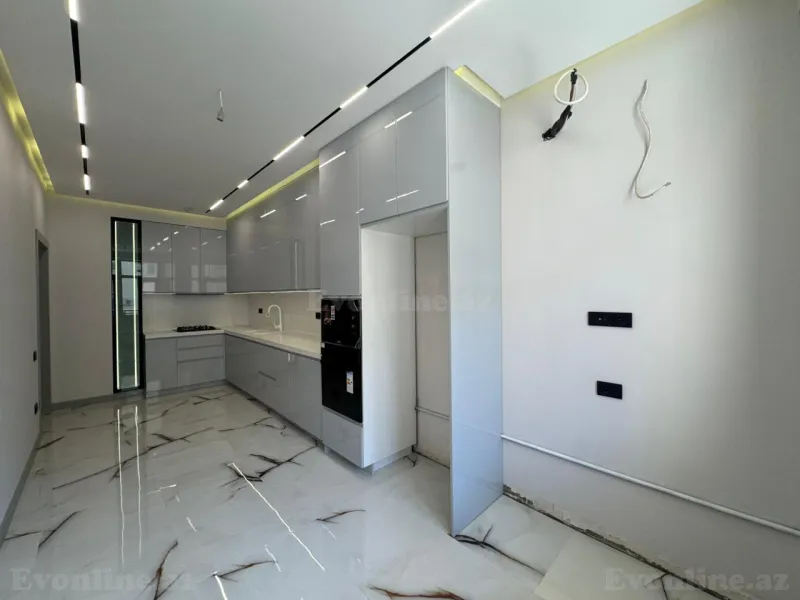 Satılır 4 otaqlı Mənzil Yeni tikili 141 m² N.Nərimanov pr. - şəkil 2