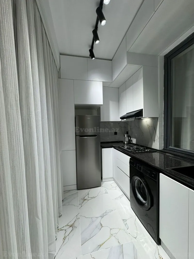 Kirayə verilir 2 otaqlı Mənzil Yeni tikili 65 m² Gənclik m. - şəkil 4