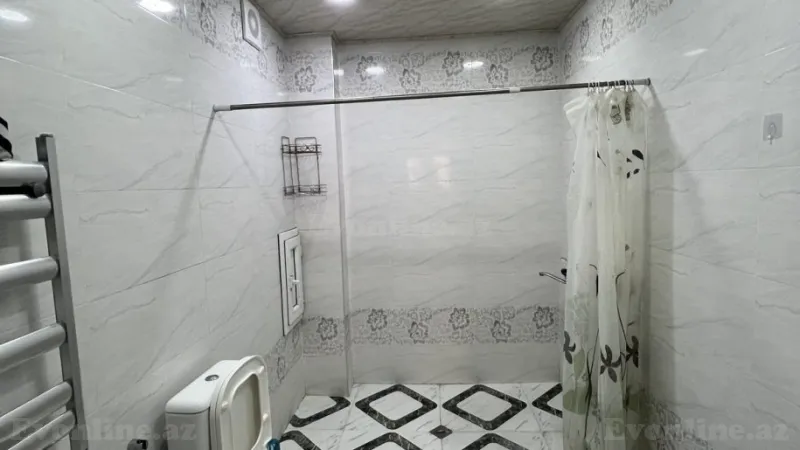 Kirayə verilir 1 otaqlı Mənzil Yeni tikili 55 m² Xətai m. - şəkil 3