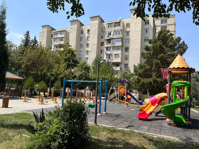 3 otaqlı Mənzil 75 m² Əhmədli Satılır