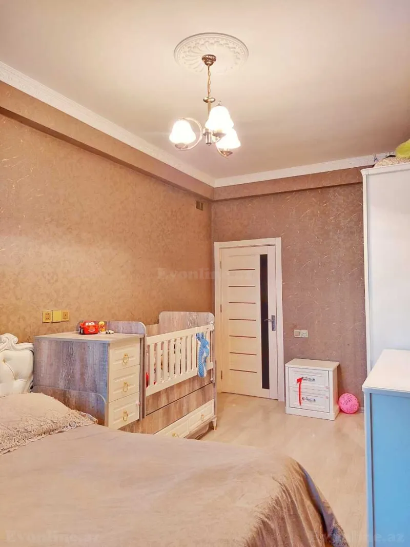 Satılır 2 otaqlı Mənzil Yeni tikili 75 m² İnşaatçılar m. - şəkil 5