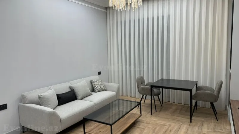 2 otaqlı Mənzil 70 m² Xətai r. Kirayə verilir