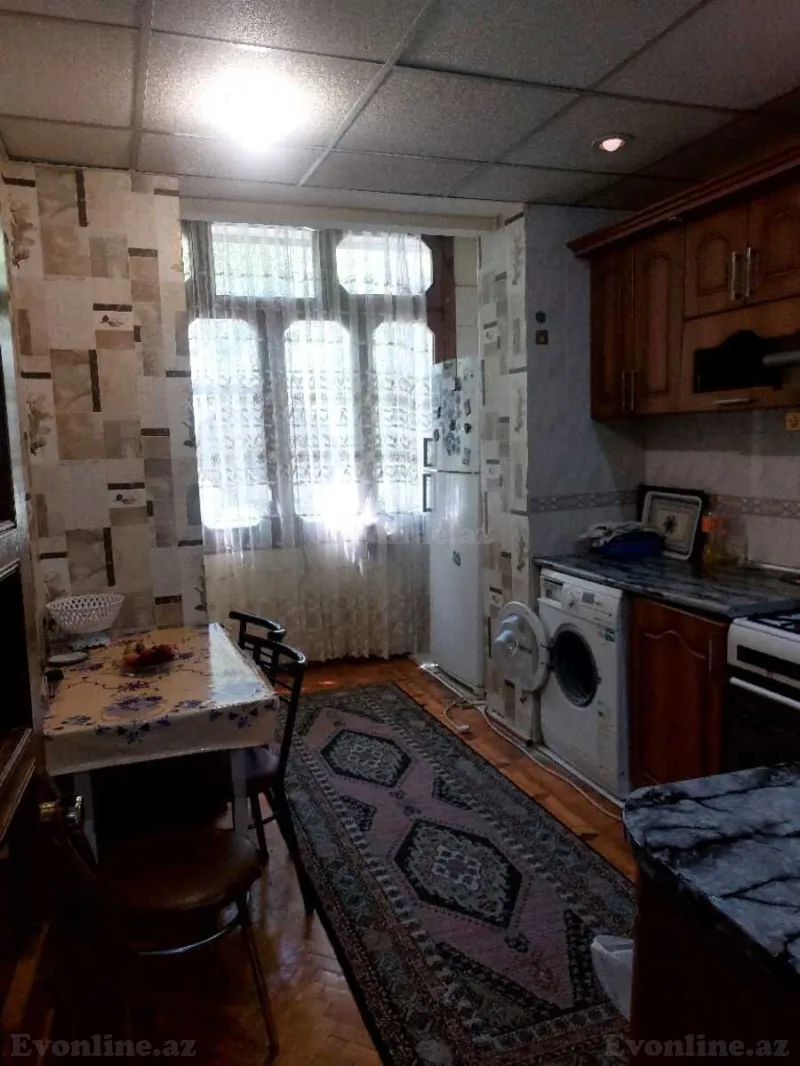 4 otaqlı Mənzil 110 m² Yasamal Satılır