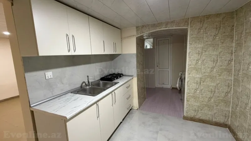 2 otaqlı Mənzil 40 m² 28 May m. Kirayə verilir
