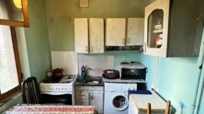 Satılır 2 otaqlı Mənzil Köhnə tikili 65 m² Suraxanı r. - şəkil 3