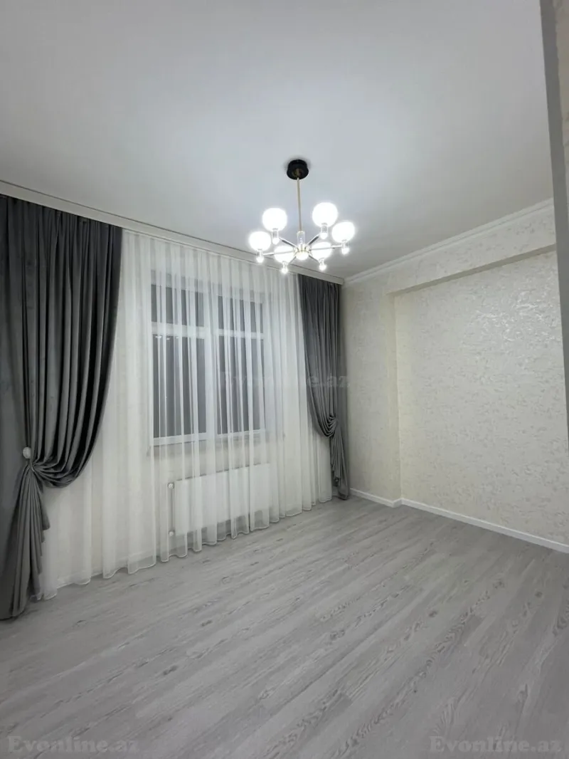 Satılır 4 otaqlı Mənzil Köhnə tikili 110 m² Yasamal - şəkil 3