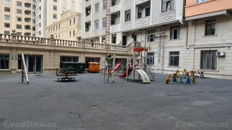 Satılır 3 otaqlı Mənzil Yeni tikili 141 m² 28 May m. - şəkil 3