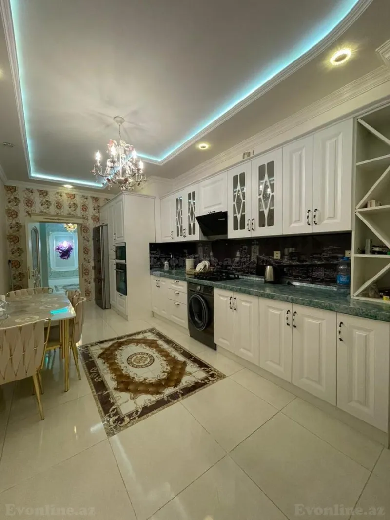 Satılır 3 otaqlı Mənzil Yeni tikili 165 m² Xətai m.