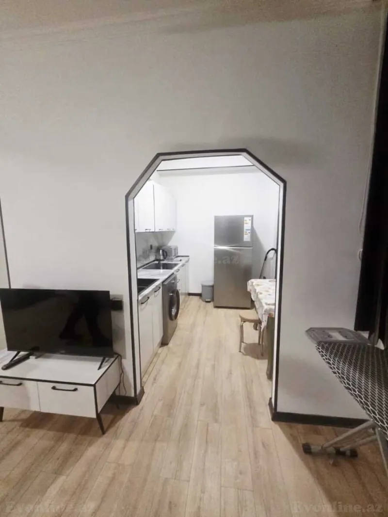 Kirayə verilir 1 otaqlı Mənzil Yeni tikili 50 m² 28 May m. - şəkil 6