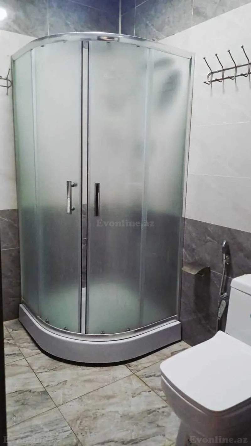 Kirayə verilir 1 otaqlı Mənzil Yeni tikili 50 m² 28 May m. - şəkil 9