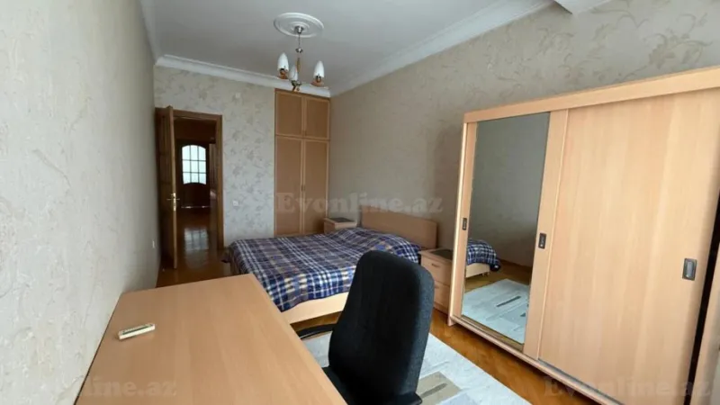 Kirayə verilir 4 otaqlı Mənzil Yeni tikili 200 m² Nizami m. - şəkil 6