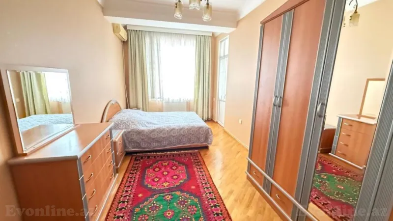 Kirayə verilir 4 otaqlı Mənzil Yeni tikili 200 m² Nizami m. - şəkil 7