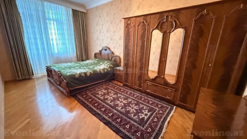 Kirayə verilir 4 otaqlı Mənzil Yeni tikili 200 m² Nizami m. - şəkil 8