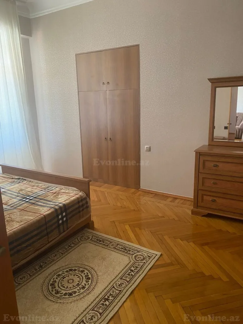 Kirayə verilir 3 otaqlı Mənzil Köhnə tikili 75 m² İçərişəhər m. - şəkil 7