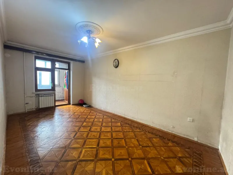 Satılır 4 otaqlı Mənzil Köhnə tikili 110 m² Əhmədli - şəkil 4