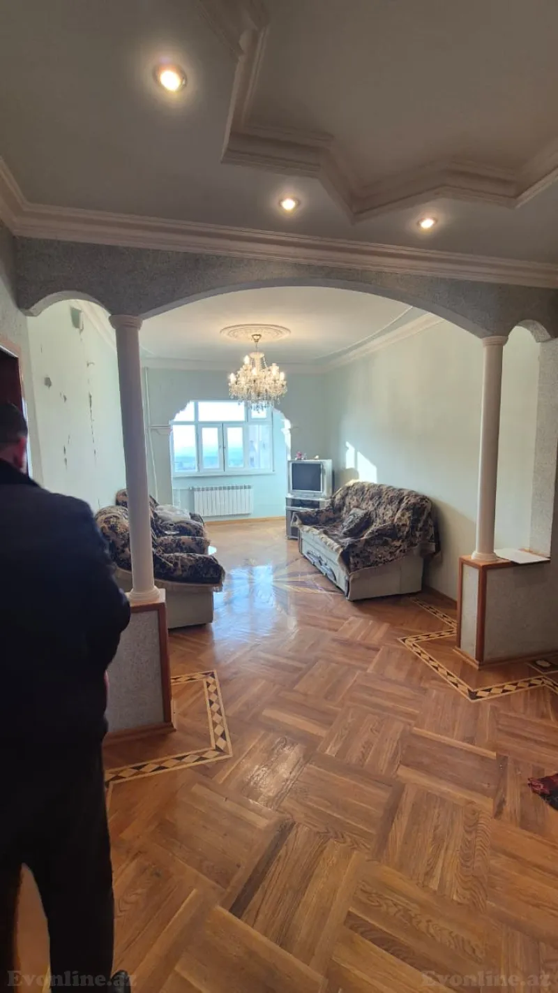 4 otaqlı Mənzil 110 m² Əhmədli Satılır