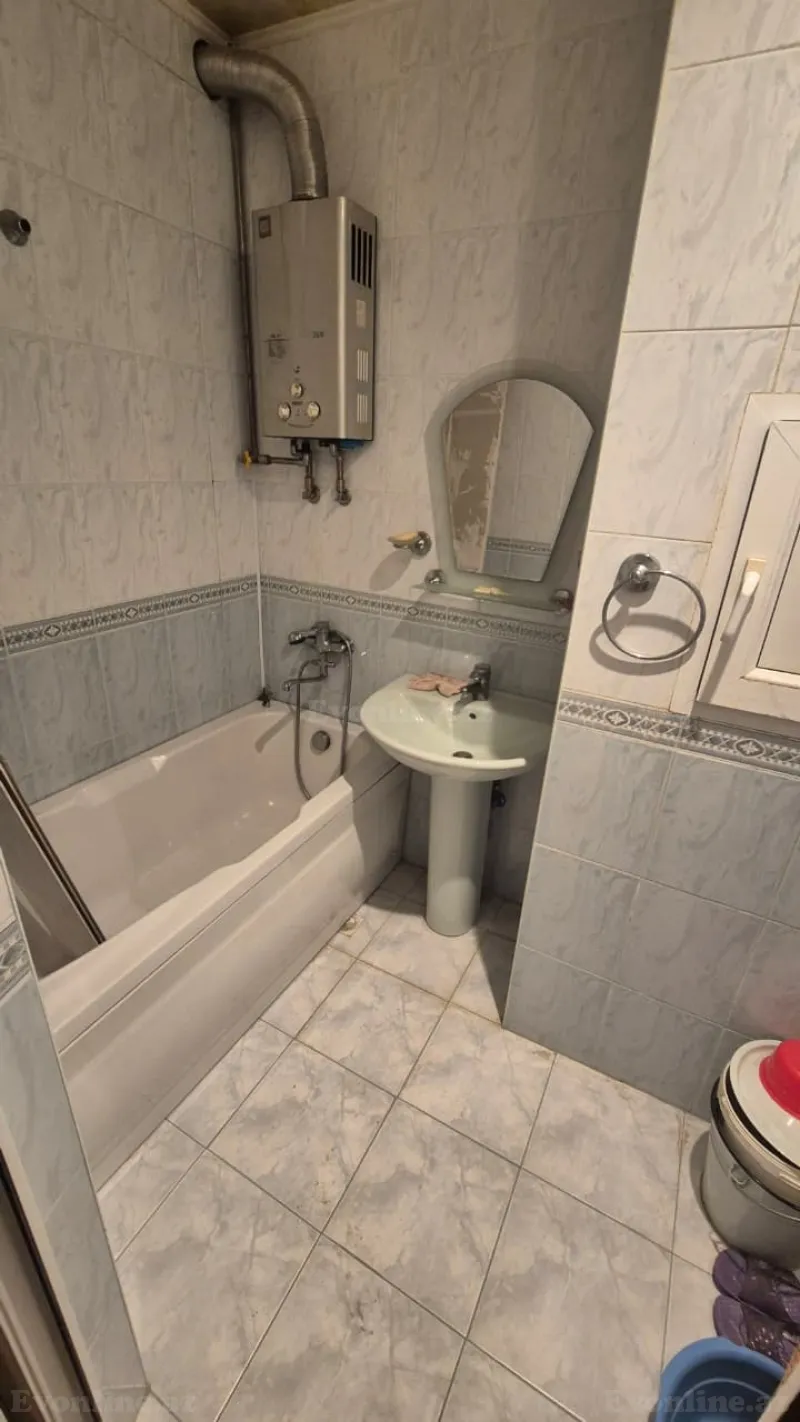 Satılır 4 otaqlı Mənzil Köhnə tikili 110 m² Əhmədli - şəkil 10