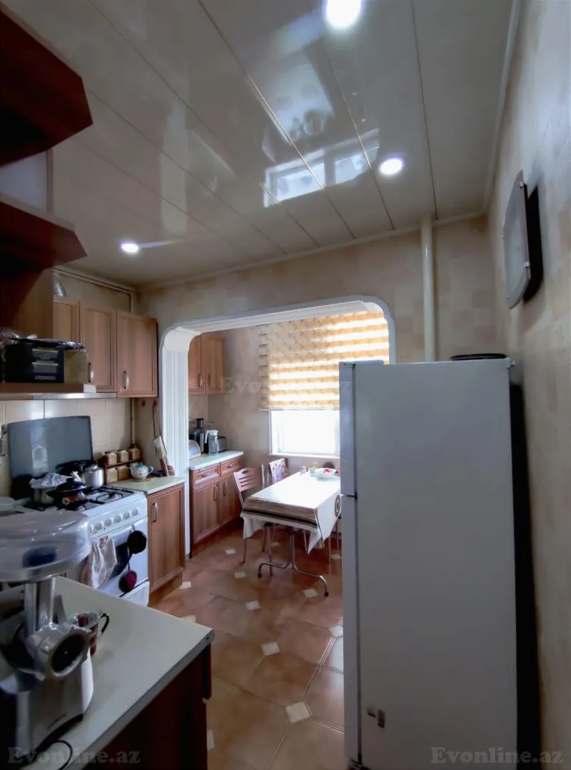 Satılır 4 otaqlı Mənzil Köhnə tikili 110 m² Əhmədli - şəkil 2