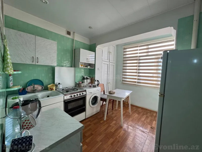 Satılır 4 otaqlı Mənzil Köhnə tikili 110 m² Həzi Aslanov - şəkil 4